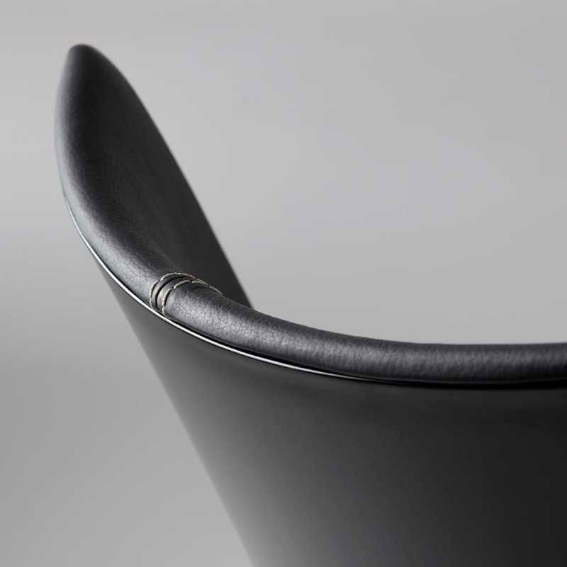 正規代理店 Kartell カルテル チェア H.H.H.Leather エイチエイチエイチレザー K5917 メーカー取寄品