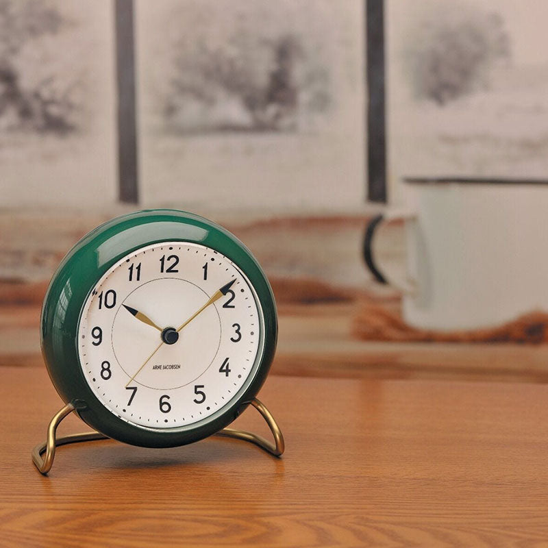 ARNE JACOBSEN TableClock STATION COLOR テーブルクロック ステーション カラー 目覚まし時計 置時計