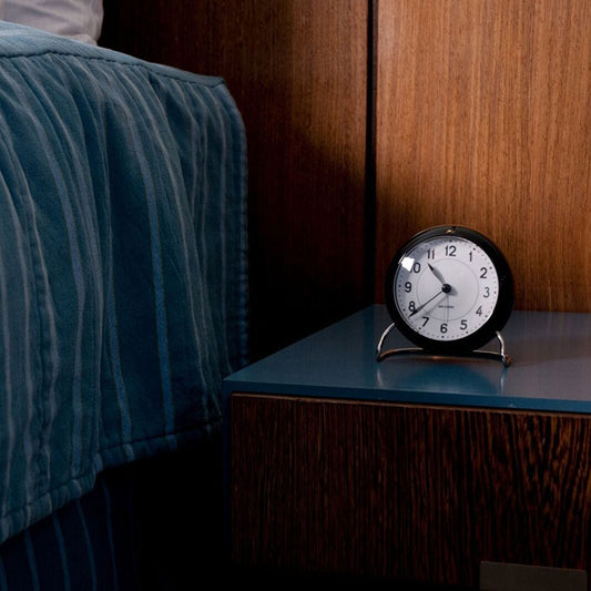 ARNE JACOBSEN TableClock STATION BLACK テーブルクロック ステーション ブラック 目覚まし時計 置時計