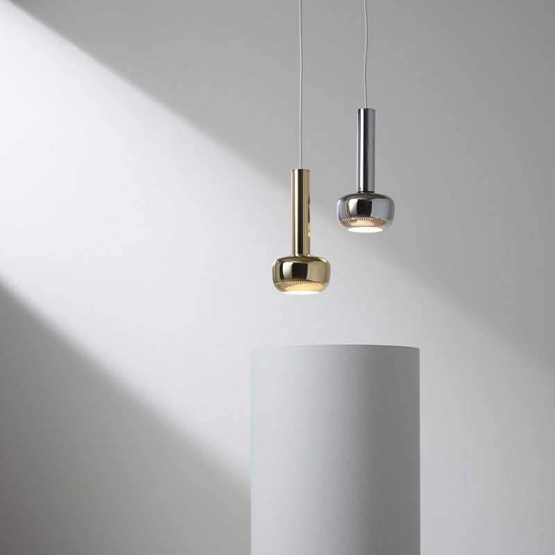 Louis Poulsen VL 56 ペンダント (真鍮ポリッシュ)【お取り寄せ商品】