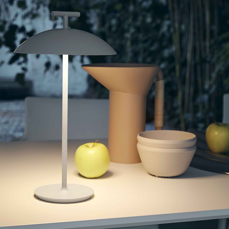 正規代理店 Kartell カルテル テーブルライト Mini Geen-A Plug ミニジーナプラグ KJ9720 ポータブルライト