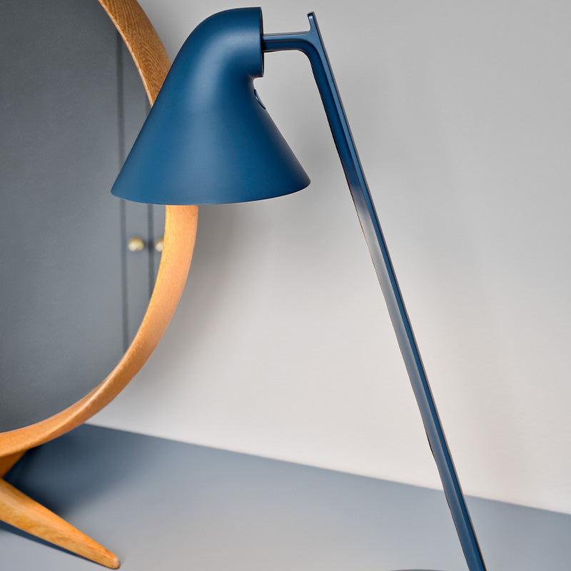 Louis Poulsen NJP ミニ テーブル (ペトロールブルー)【お取り寄せ商品】