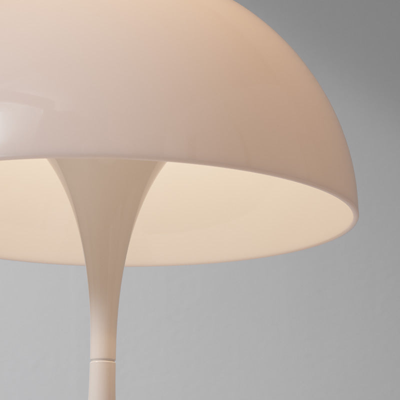 Louis Poulsen パンテラ250ポータブル (オパール・ホワイト)【お取り寄せ商品】