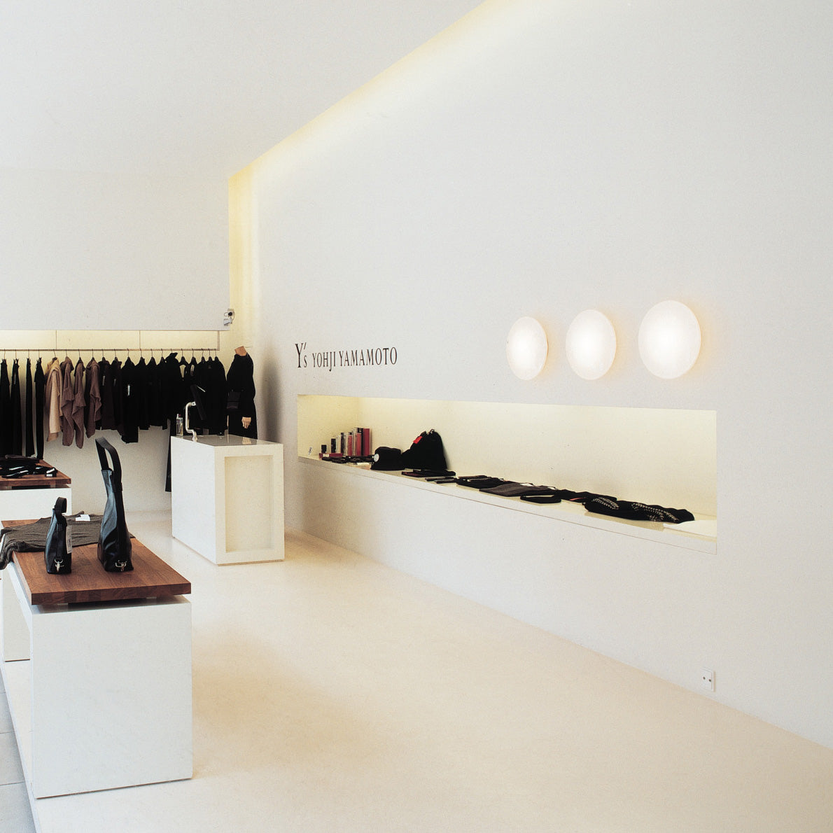 Louis Poulsen AJ エクリプタ (屋外・屋内 ウォール)【お取り寄せ商品】