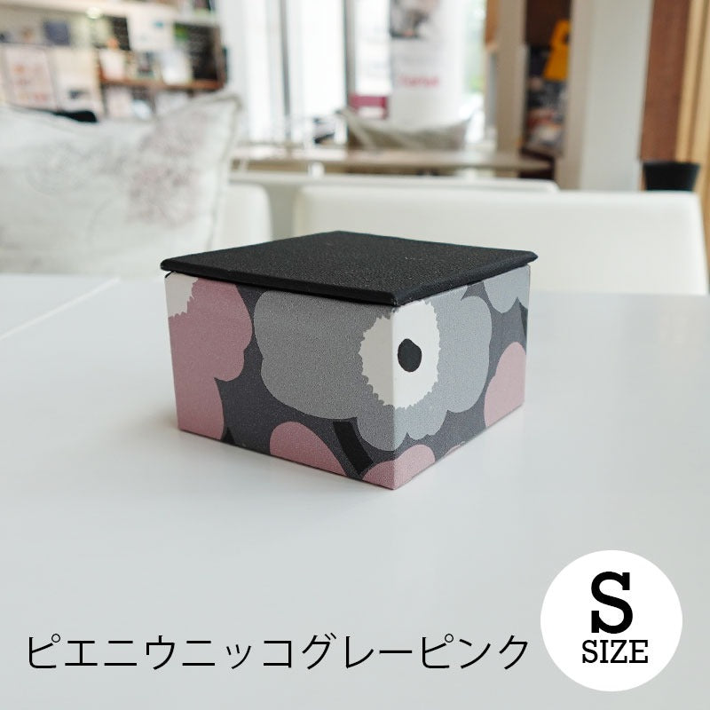 マリメッコの壁紙の四角い箱 完成品 完成品販売