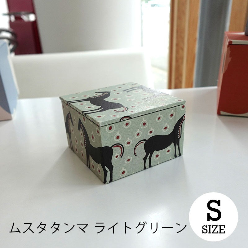 マリメッコの壁紙の四角い箱 完成品 完成品販売