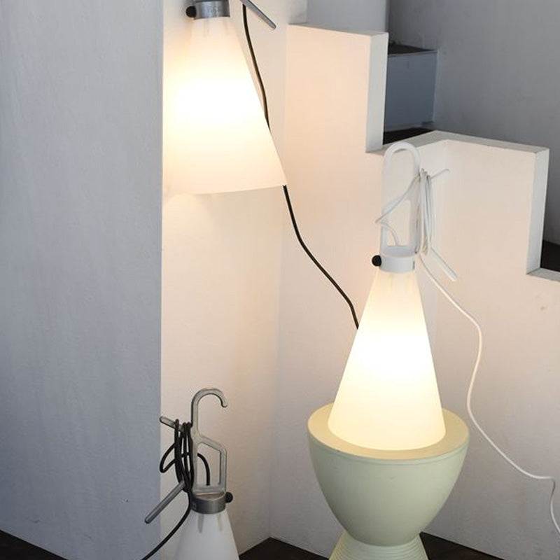 即納 FLOS フロス MAYDAY White メーデーホワイト コンスタンティン